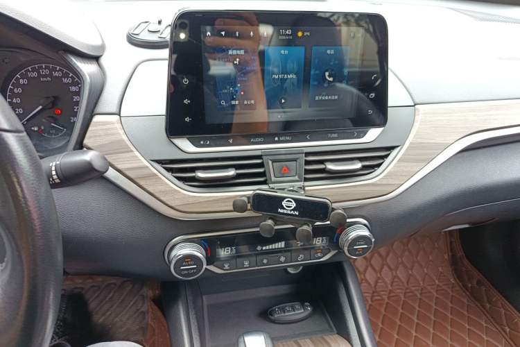 Used Nissan Teana 2021 2.0L XL Comfort Edition Audio And AC Panel