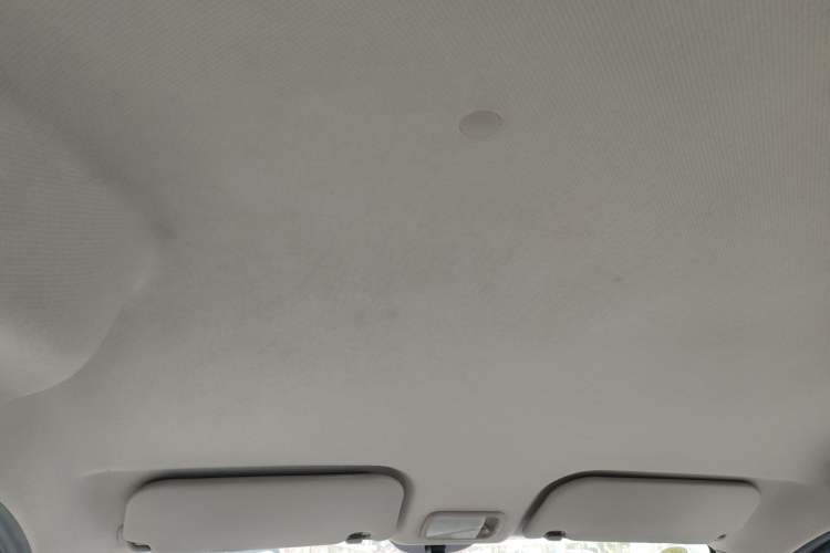 Used Wuling Rongguang V 2018 1.5L Practical Version Headliner