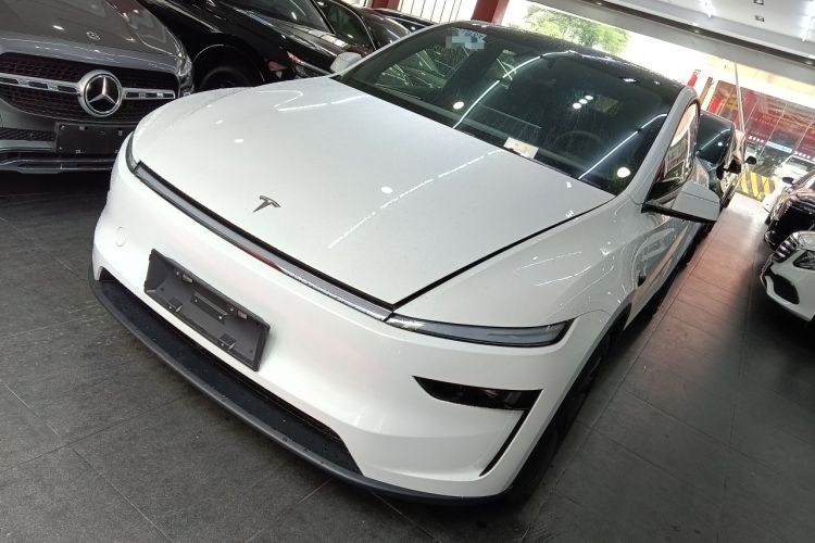 Used Tesla Model Y 2026 Long-Range All-Wheel-Drive Model