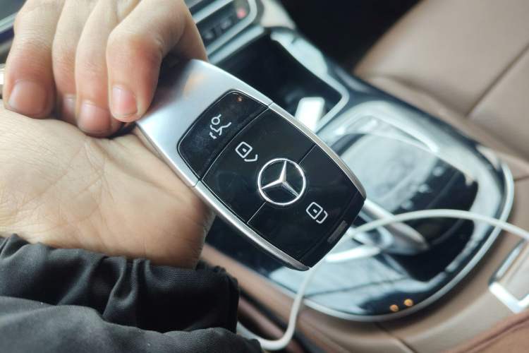 Used Mercedes-Benz E-Class 2017 E 300 L Sport Luxury Edition
