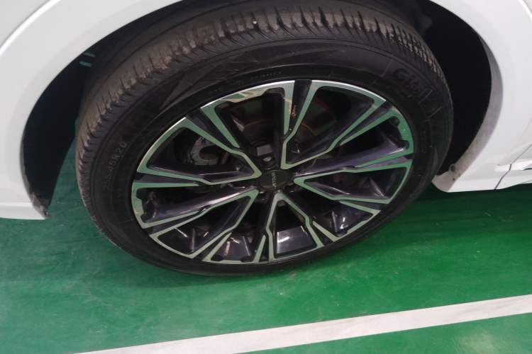 Used JETOUR X70 2021 Zhuge 1.6T DCT Kongming 7-Seater
