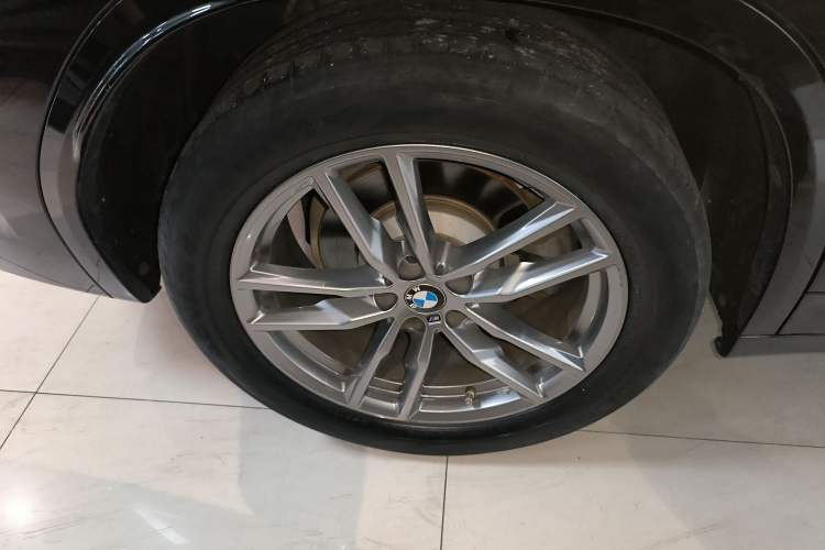 Used BMW X3 2021 xDrive25i M Sport Package Exterior 5