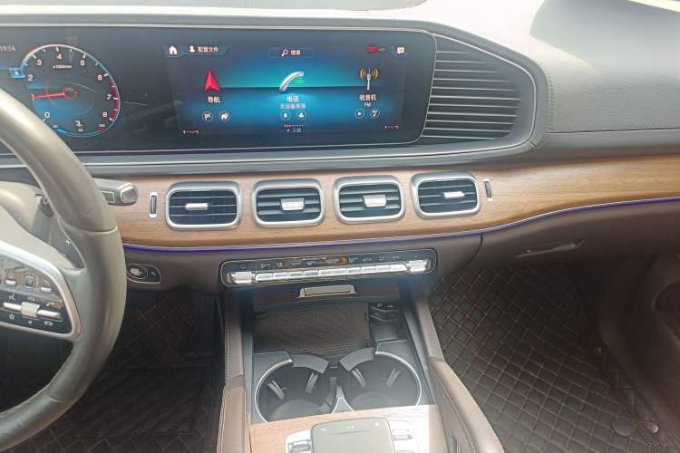 Used Mercedes-Benz GLE 2020 GLE 350 4MATIC Luxury Model
