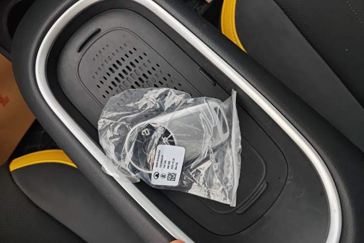 Used ORA Good Cat GT 2024 Mulan Edition 401 km Range Prestige Version 135 kW Vehicle Key