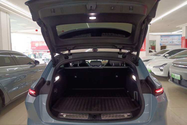 Used Nio ET5T 2023 75 kWh Touring