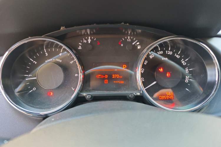 Used Peugeot 3008 2013 2.0L Automatic Trend Edition Instrument Cluster