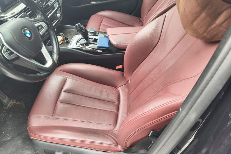 Used BMW 5 Series 2018 Restyled 530Li Leading Edition M Sport Package
