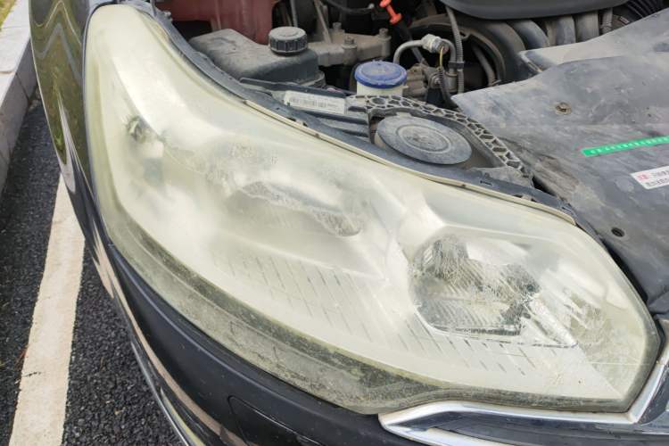 Used Citroen C5 2013 2.0L Automatic Luxury Model Right Front Headlight