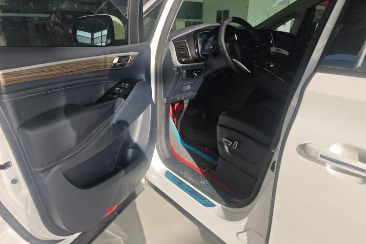 Used GAC Trumpchi M8 2024 Lingxiu Series 390T Deluxe Edition