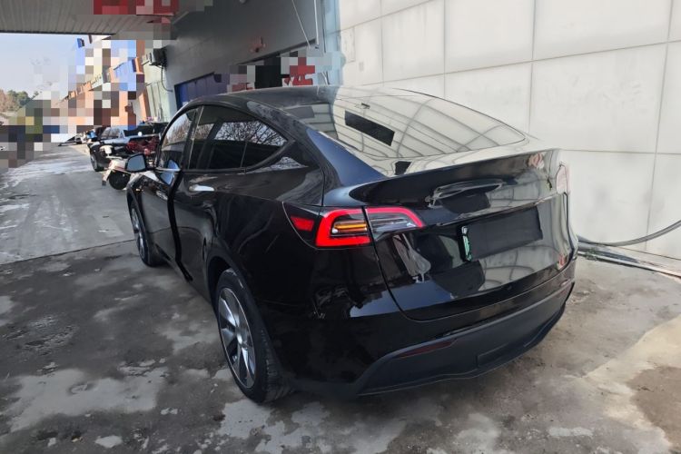 Used Tesla Model Y 2021 Long-Range All-Wheel-Drive Version