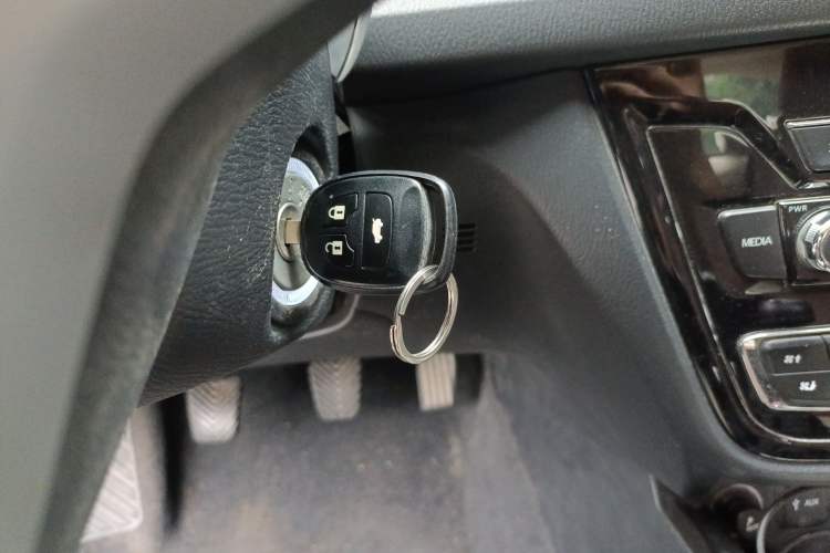 Used CHANGAN Alsvin V7 2016 1.6L Manual Joyride Model China V Standard Vehicle Key