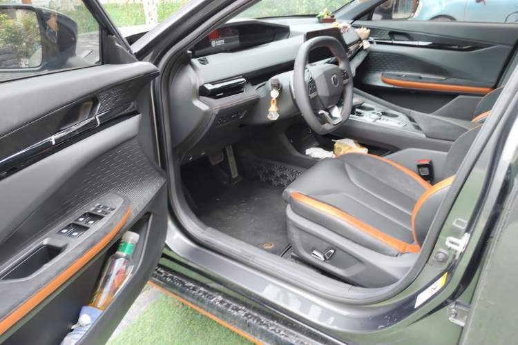 Used Changan UNI-V 2022 2.0T Sporty Version