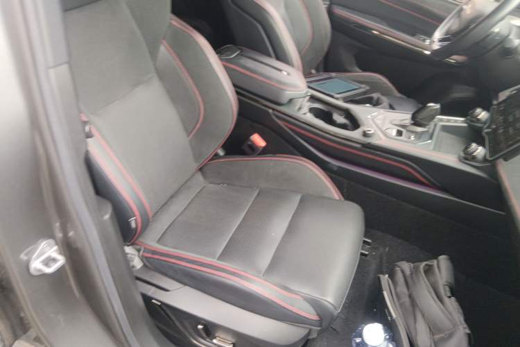 Used Lynk & Co 05 2022 2.0TD Four-Wheel Drive Dynamic Halo