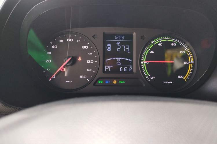 Used Roewe Clever 2021 302 km New Four-Seater Super-Efficient Version
