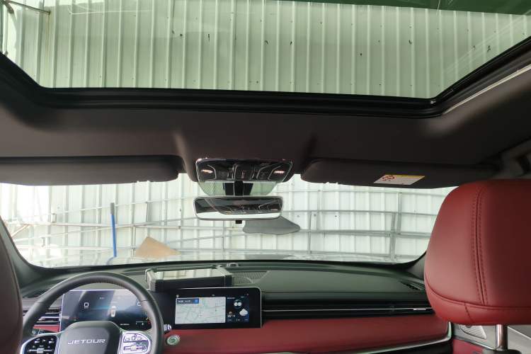 Used JETOUR X70 PLUS 2023 1.6T DCT Stronger 5-Seater