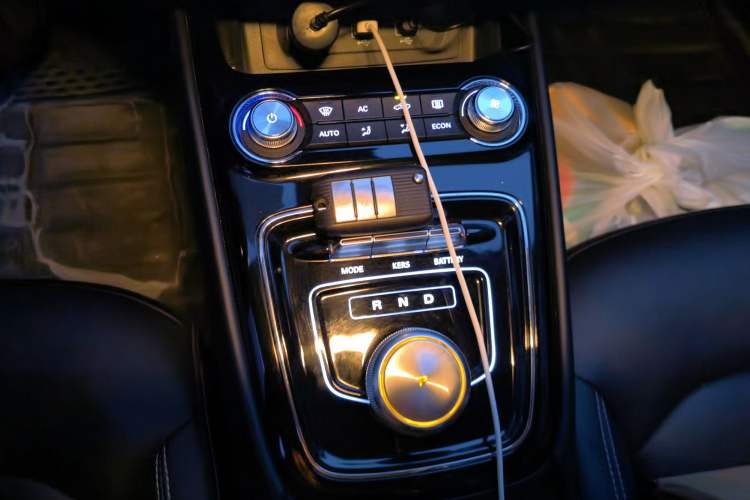 Used Roewe Ei5 2019 Smart Connect Supreme Edition Gear Lever