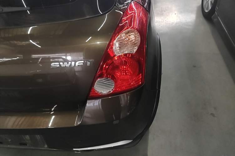 Used Suzuki Swift 2015 1.5L Automatic Limited Edition
