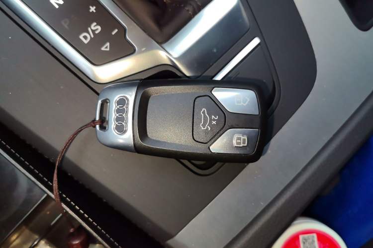 Used Audi Q5L 2020 Updated 40 TFSI Prestige Fashion Edition