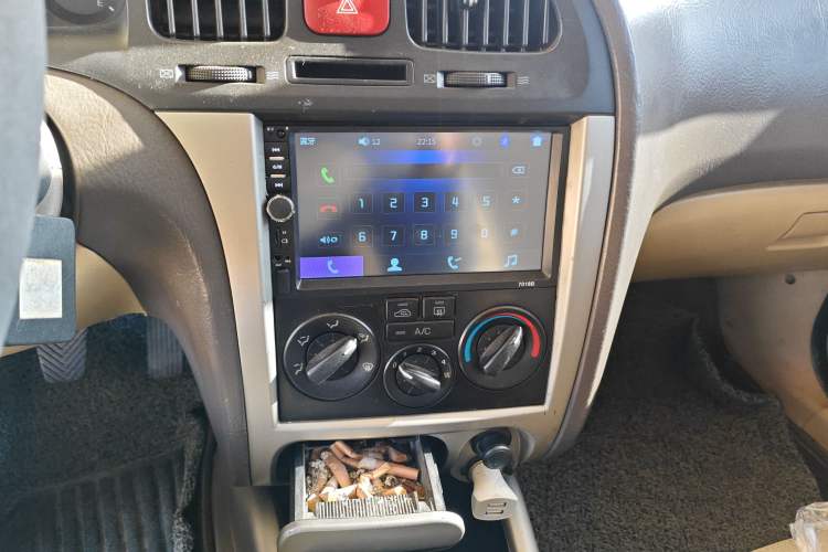 Used Hyundai Elantra 2011 1.6L Manual Comfort Version
