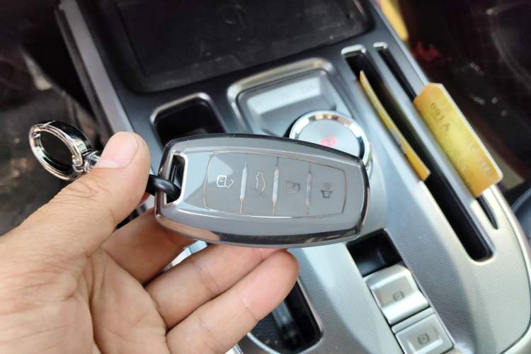 Used Haval JOLION 2021 1.5T Automatic Four-Door Version
