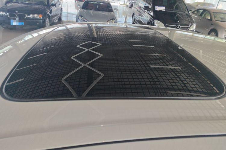 Used BMW 5 Series 2017 528Li Leading Model
