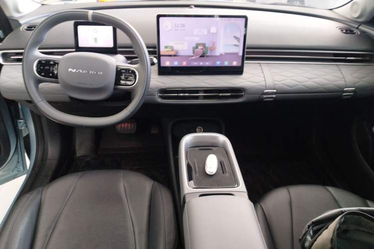 Used Dongfeng NAMMI 01 2024 430 Max Smart+ Center Console