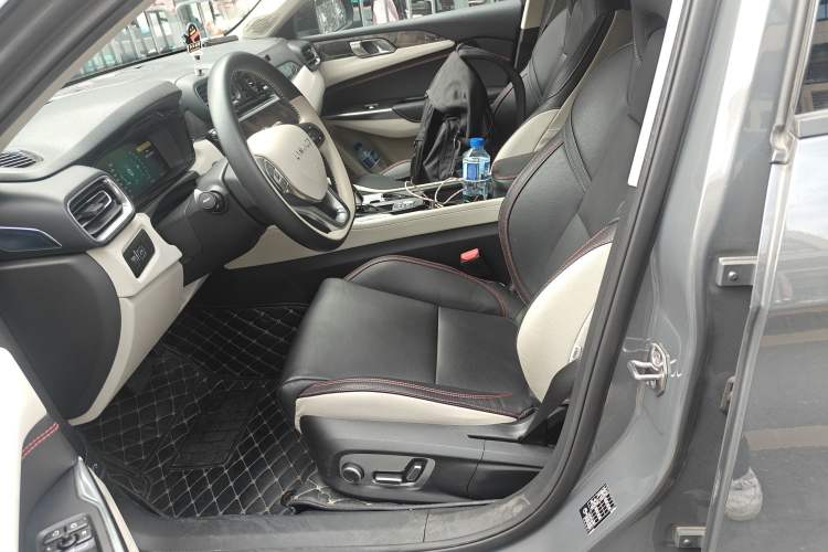 Used Lynk & Co 02 2019 1.5T DCT Two-Wheel Drive Shine Pro Edition China VI Standard
