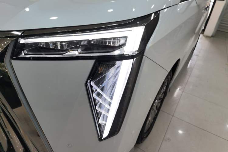 Used GAC Trumpchi M8 2023 Zongshi Series Dual-Motor Flagship Edition
