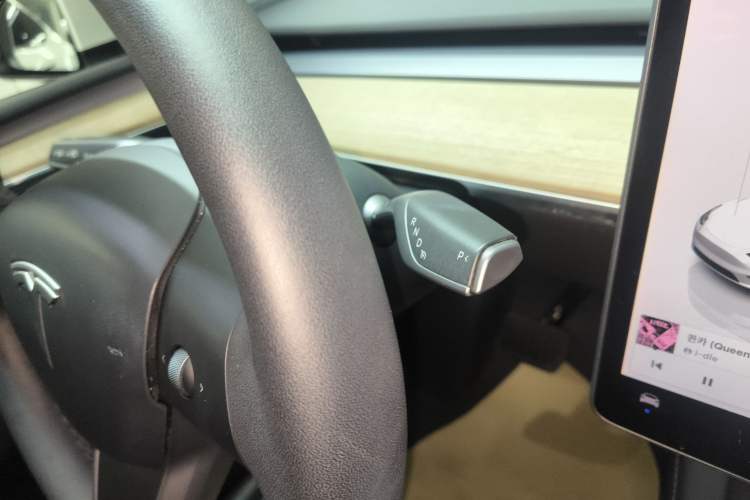 Used Tesla Model Y 2022 Rear-Wheel-Drive Version