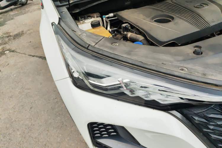 Used CHANGAN CS75 PLUS 2020 2.0T Automatic Pilot Version Right Front Headlight