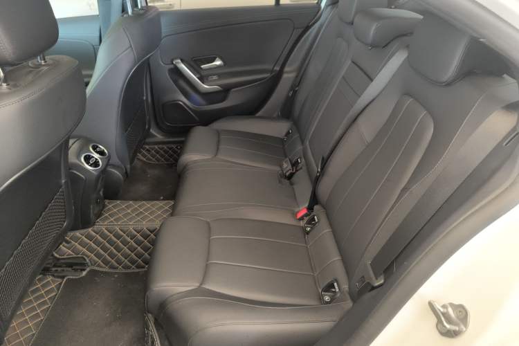 Used Mercedes-Benz A-Class 2022 Restyled A 200 L Sport Sedan Fashion Version Left Rear Seat