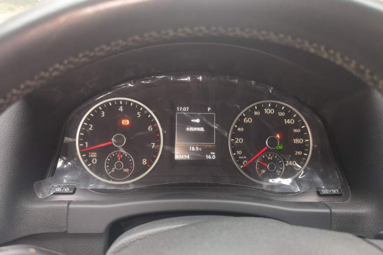 Used Volkswagen Tiguan 2015 1.8TSI Automatic Two-Wheel Drive Luxury Model Instrument Cluster