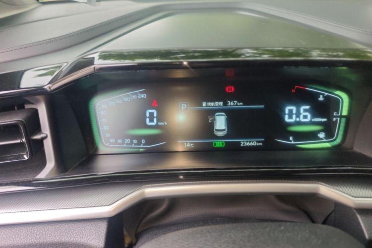 Used Hyundai Custo 2024 270TGDi LUX Prestige Edition Instrument Cluster