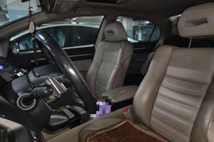 Used Honda Civic 2009 1.8L automatic luxury edition
