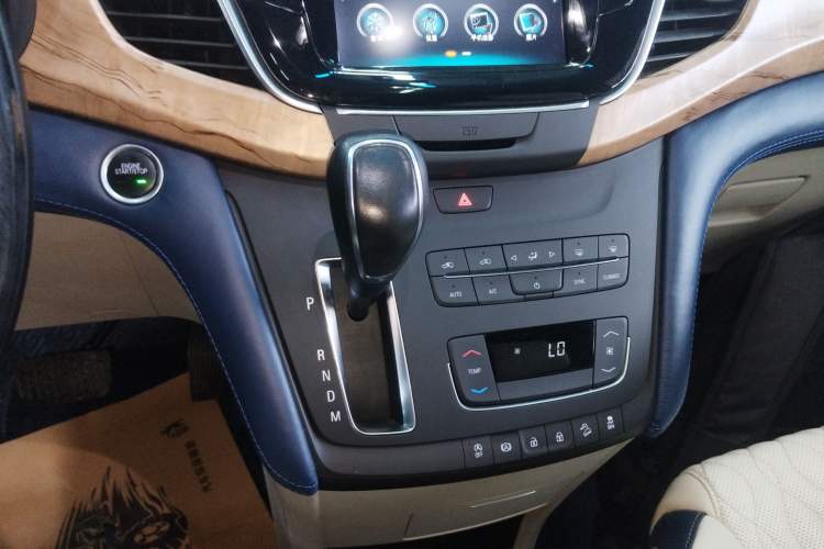 Used Buick GL8 2018 ES 28T Comfort Model China VI Standard
