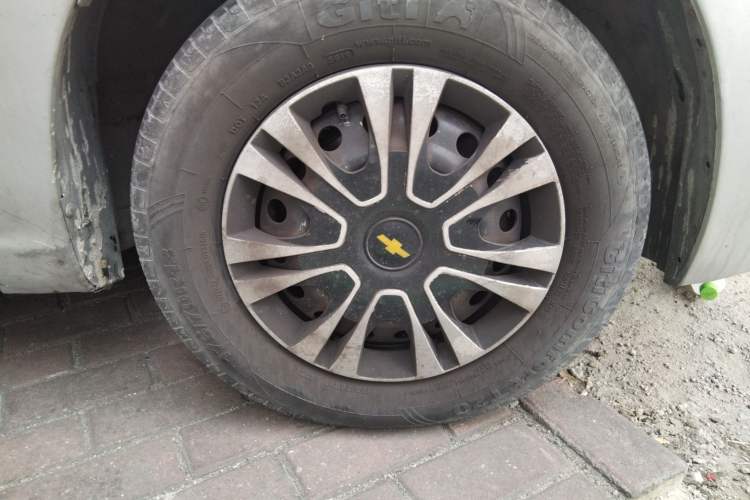 Used Chevrolet Sail 2013 Sedan 1.2L Manual Fashionable Happiness Edition