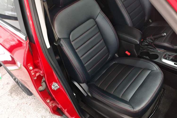 Used Cowin X3 2017 1.6L CVT Enthusiast Edition China V Standard Right Front Seat