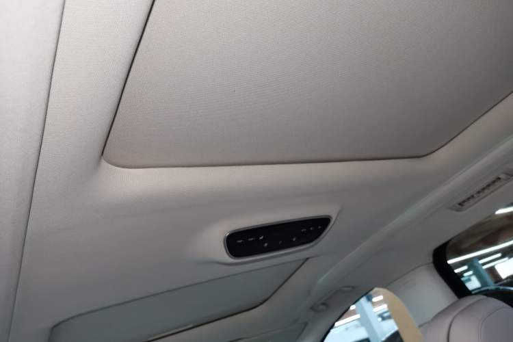 Used VOYAH Dream 2024 PHEV Extended-Range Premium Edition Headliner