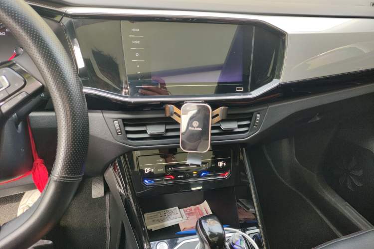 Used Volkswagen Tayron 2022 280TSI Two-Wheel Drive Luxury Smart Connectivity Version