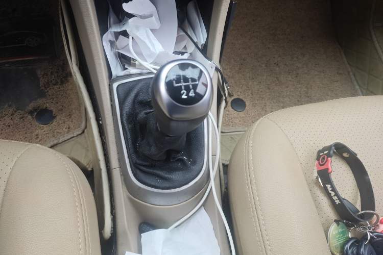 Used Hyundai Verna (older generation) 2014 1.4L Manual Smart GLS Trim
