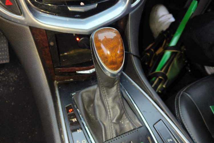 Used Cadillac SRX 2013 3.0L Elite Model
