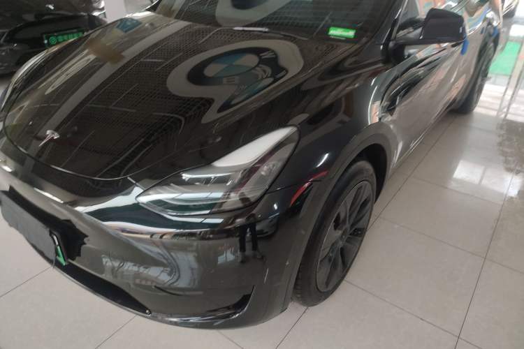 Used Tesla Model Y 2023 Rear-Wheel-Drive Version