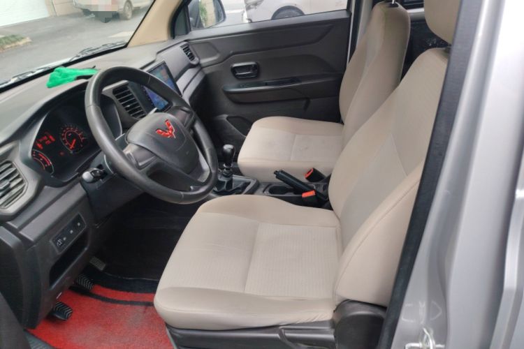 Used Wuling Hongguang V 2022 1.5L Jingqu Version Hydraulic Power Steering LAR