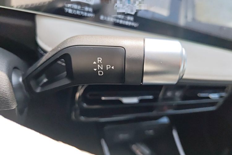 Used Geometry E Firefly 2024 401 km Fluorescent Gear Lever