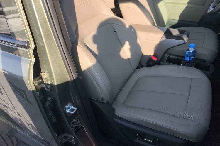 Used iCAR V23 2025 501 Four-Wheel Drive Intelligent Driving Version Right Front Seat