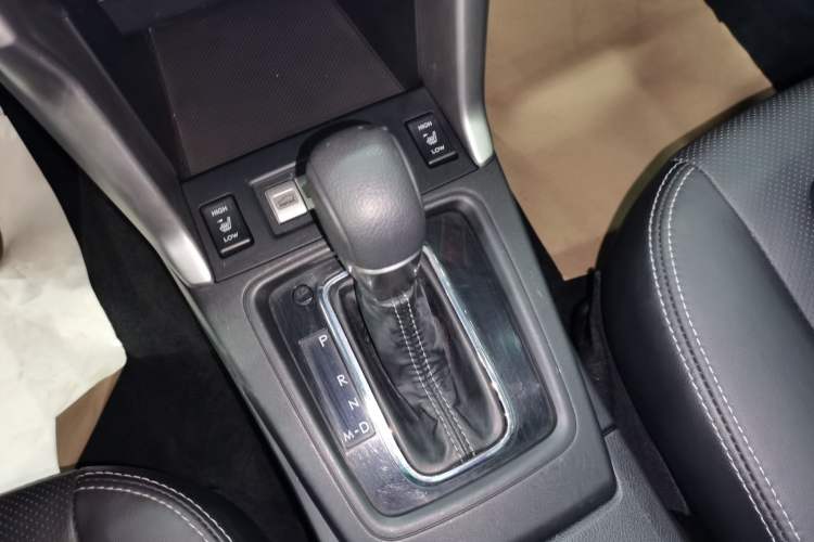 Used Subaru Forester 2015 2.0i Special Edition Commemorative Model
