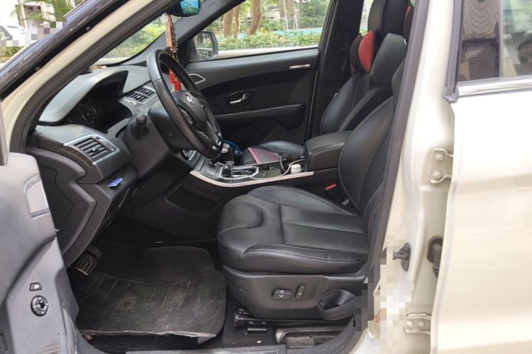 Used Land X7 2015 2.0T Panoramic Prestige Edition
