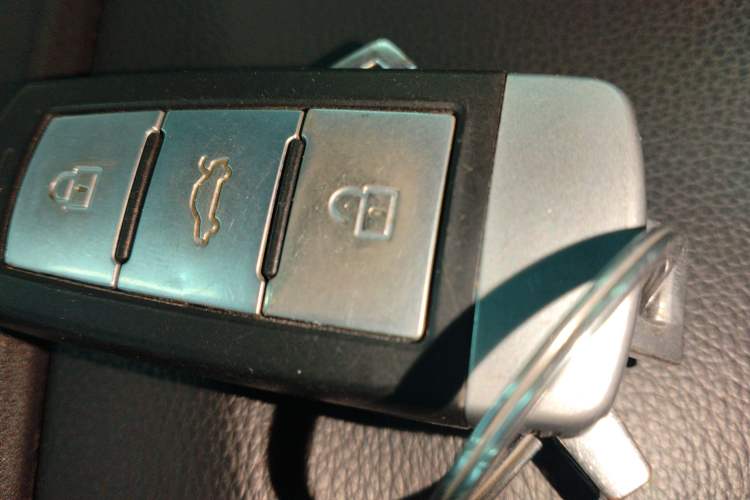 Used Zotye T700 2017 1.8T Dual-Clutch Luxury Model