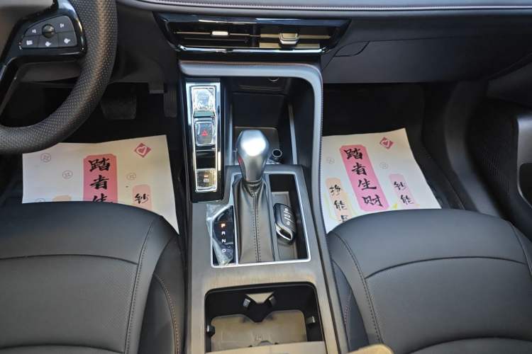 Used Roewe i5 2026 Model 1.5L CVT Luxury Version