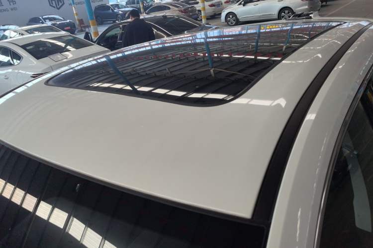 Used Changan UNI-K iDD 2024 ZhiDian iDD 1.5T 135km Smart Leading Model